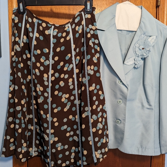 Pale Blue and Chocolate Brown 100% Silk Suit - Picture 1 of 6